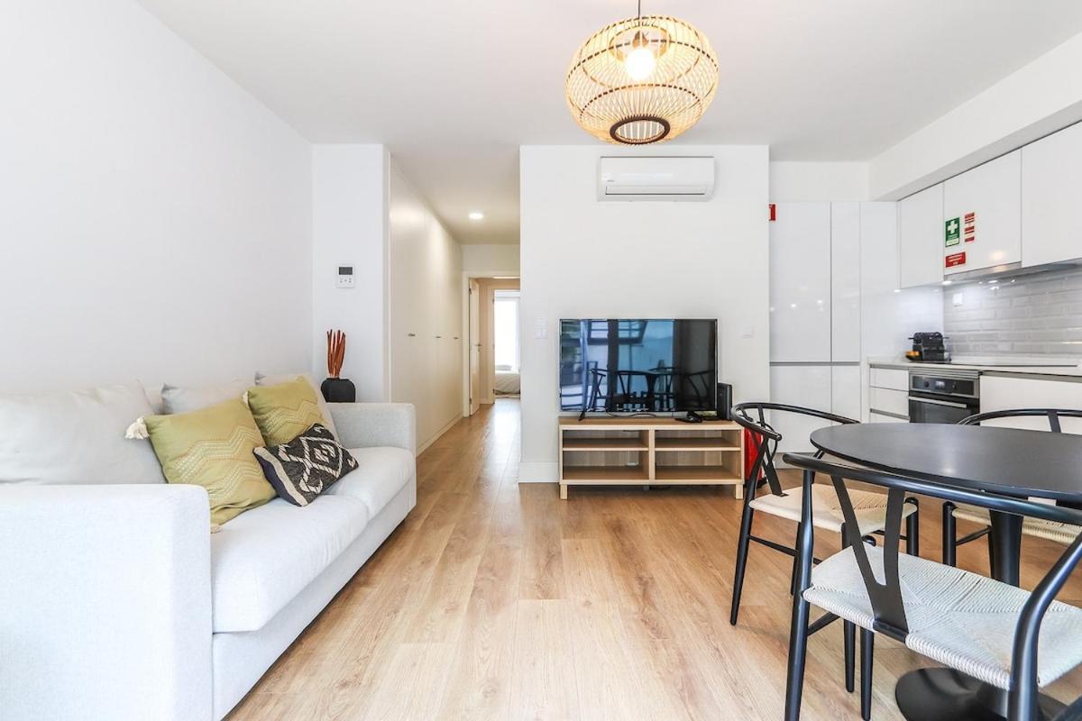 Principe Real Stylish Modern With Ac Apartamento *